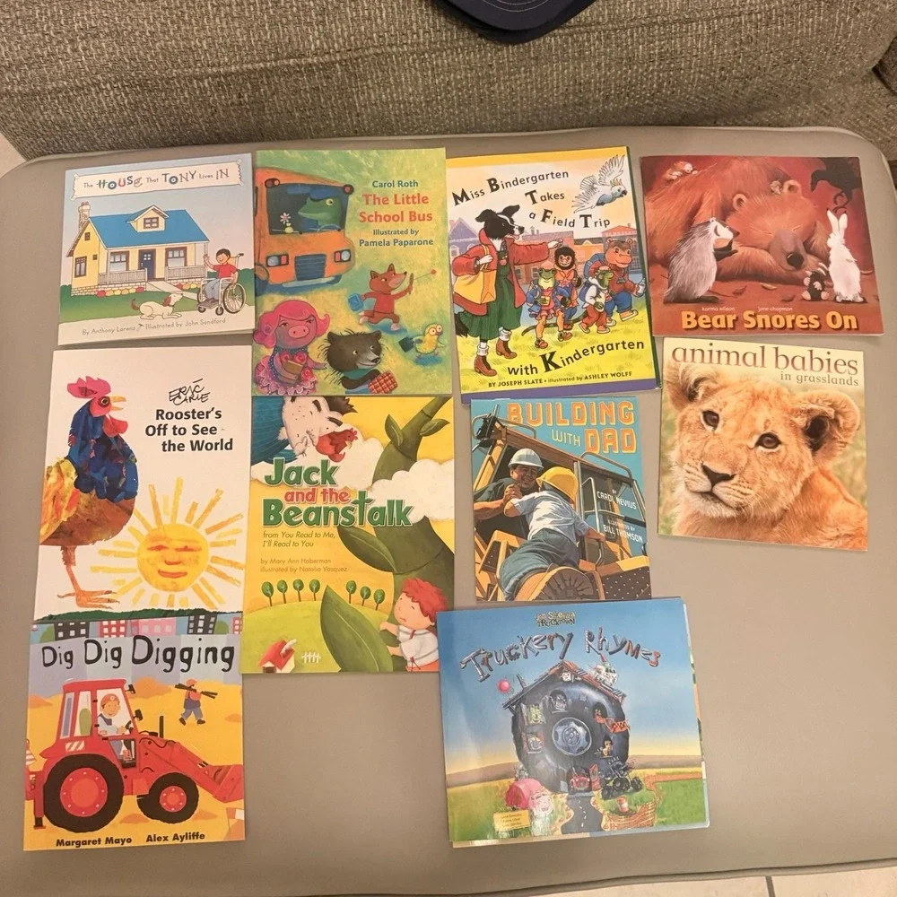 Lot of 35 Children's Books Story time‎ Daycare, Fox, Trucks, Bed Time,